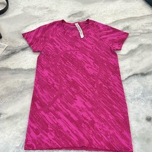 Pink Lululemon swiftly tech tee shirt size: 6